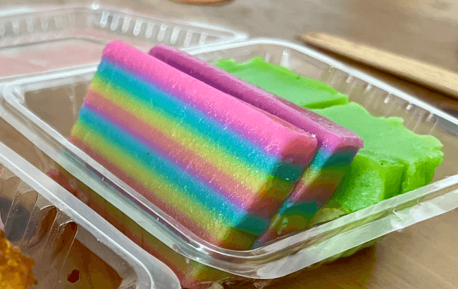Kuih Lapis レインボー